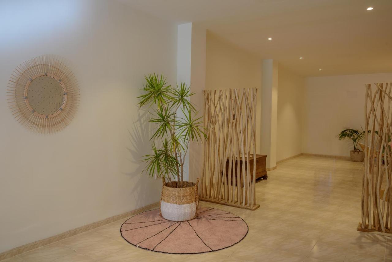 Hostal Beni Benicàssim Εξωτερικό φωτογραφία