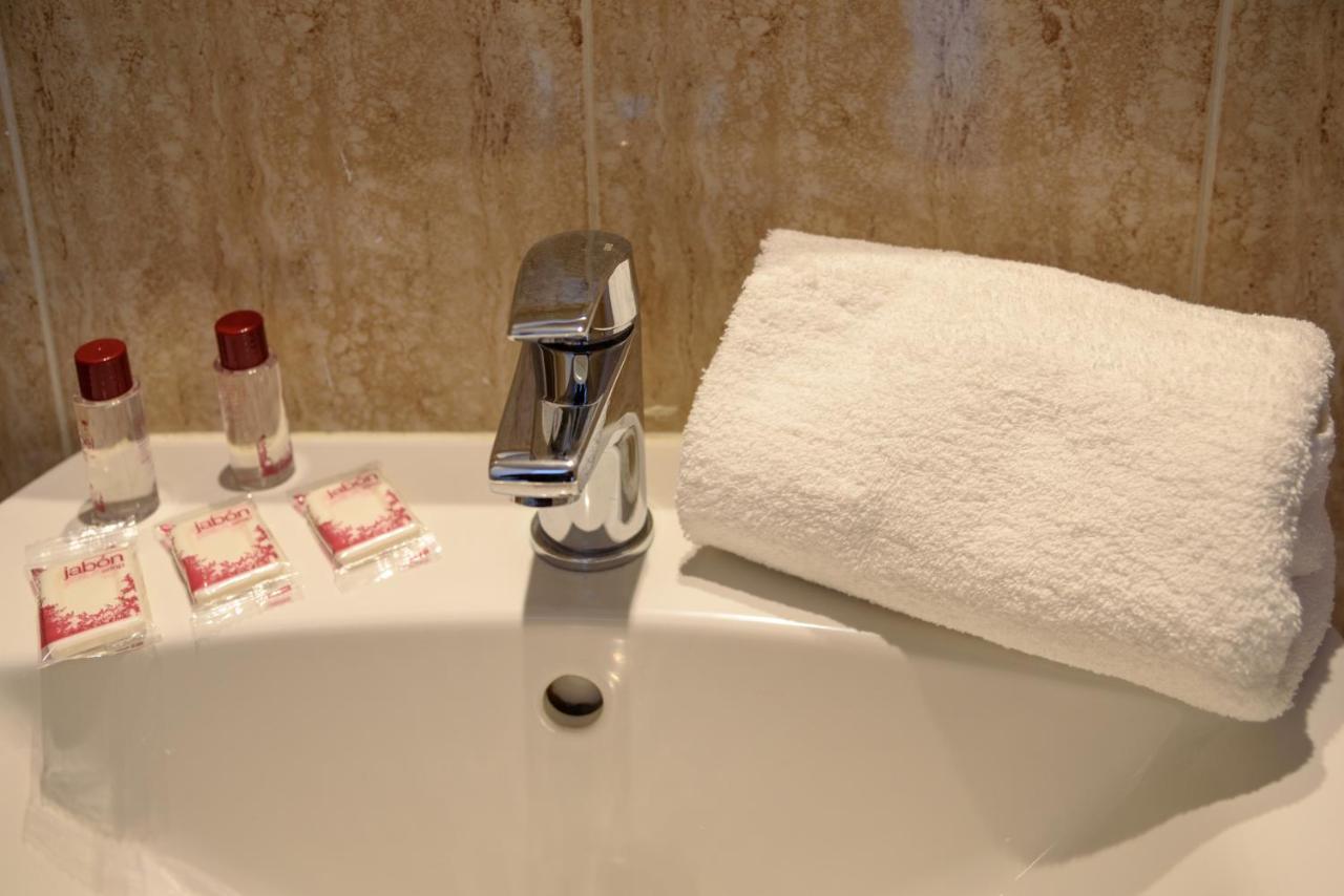 Hostal Beni Benicàssim Εξωτερικό φωτογραφία